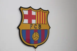 Logo del Barcelona con Resina Epoxica y luz Neón